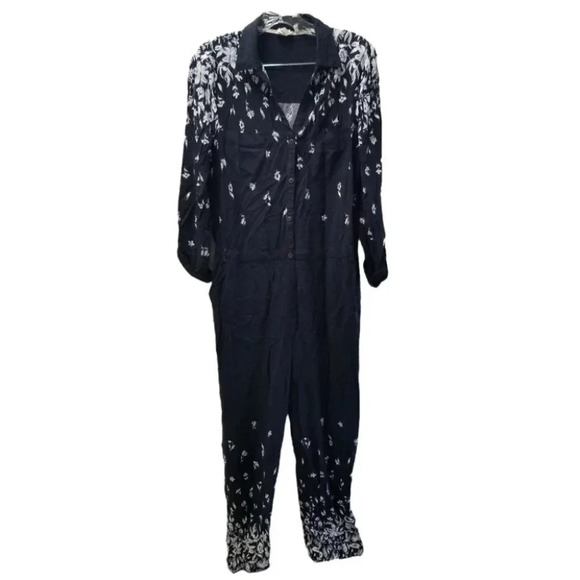 𝅺anthro Lilka Lakeshore Jumpsuit Navy Blue  Floral M - Picture 3 of 13